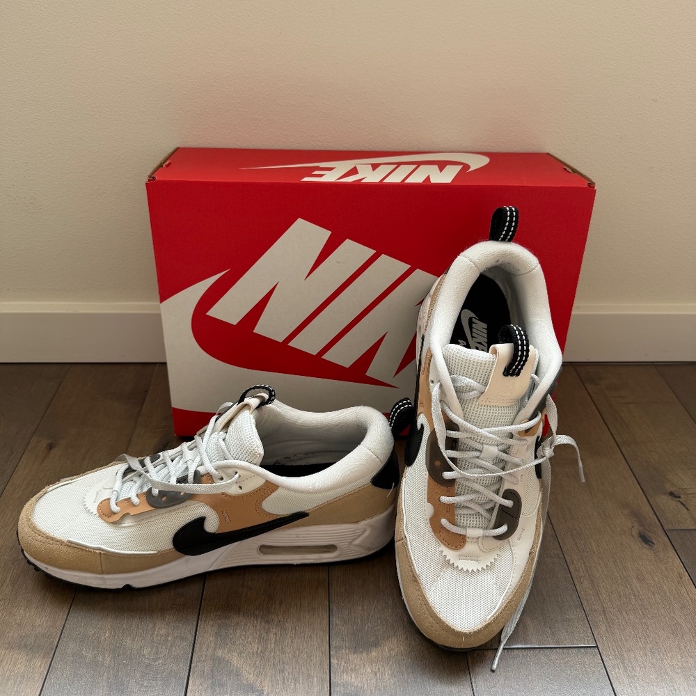 NIKE AIR MAX 90 FUTURA - Size 9.5 Womens - Phanton/Black-Hemp-Sanddrift